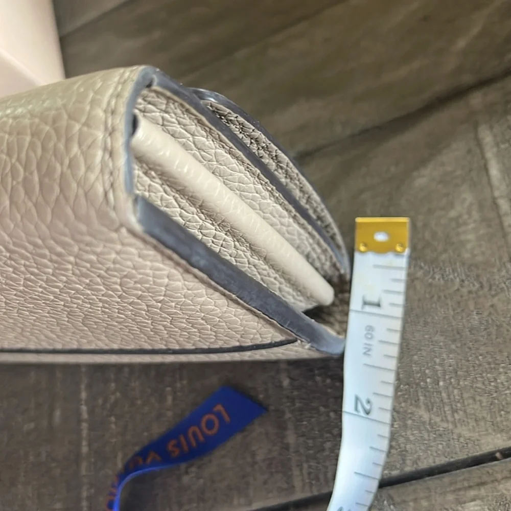 Louis Vuitton Capucines Wallet